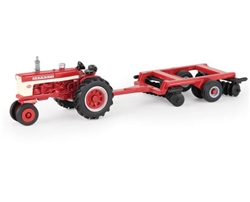 1:64 Farmall 460 with Disk